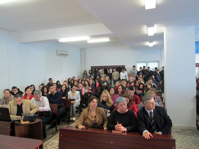 Săptămâna Educaţiei, marcată la Universitatea Titu Maiorescu